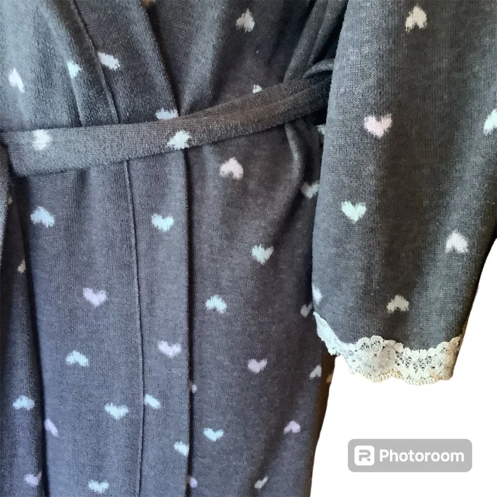 Laura Ashley Robe - Picture 3 of 9